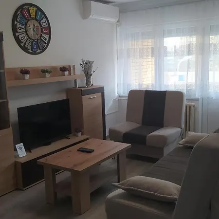 Apartment * Victory *