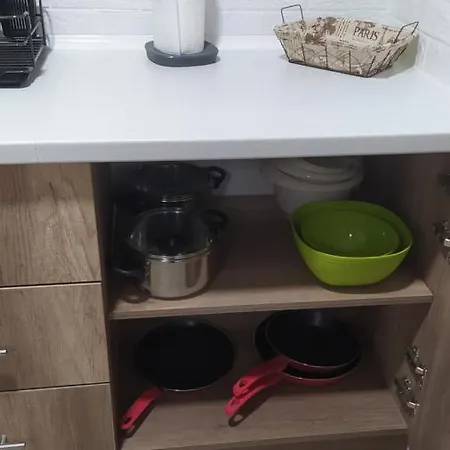 Apartment * Victory *