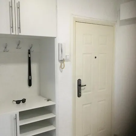 Apartment * Victory *